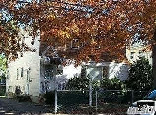 184 Nassau Blvd APT 1, Garden City, NY 11530