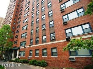 2909 N Sheridan Rd APT 501, Chicago, IL 60657