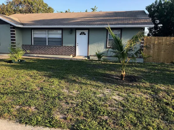 158 NW 14th Ave, Boynton Beach, FL 33435