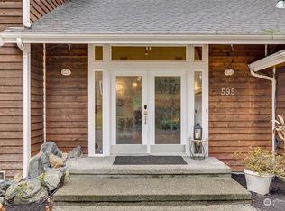 595 Waynes Ridge Cir, Camano island, WA 98282