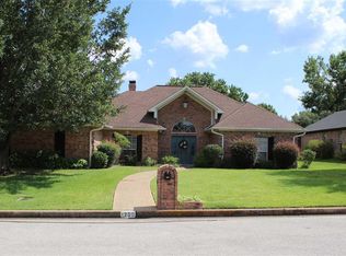 1200 Spring Branch Dr, Tyler, TX 75703