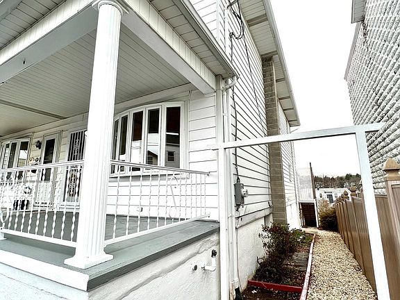 3rd image of 145 N Nice St