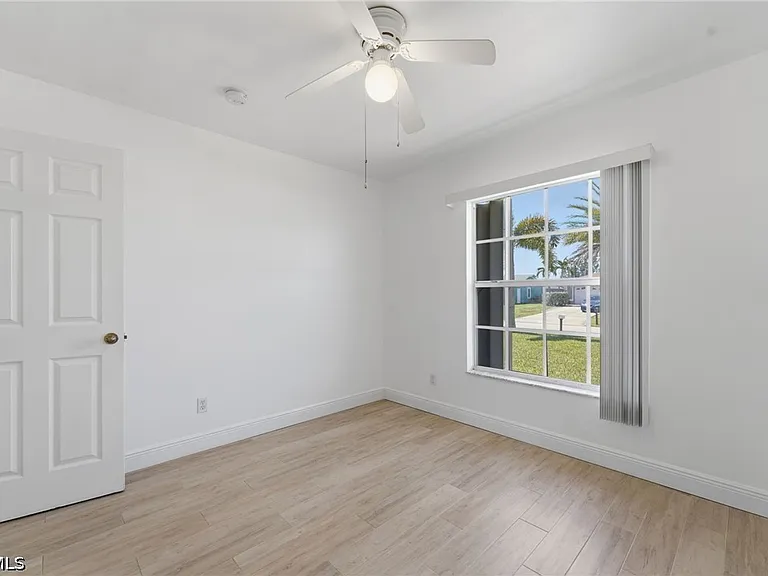 1309 SW 29th St — Photo 15