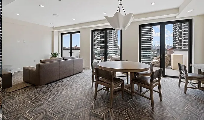 Rented by REAL New York | media 45