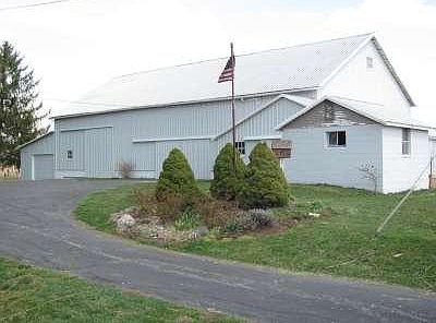 2nd image of 8691 N Montgmy Co L Rd