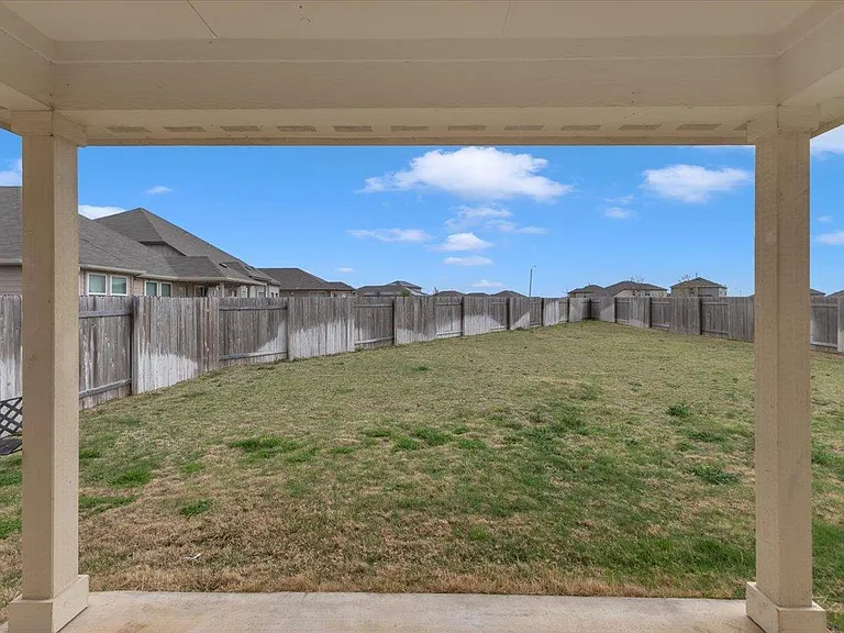 405 Grasslands Trl — Photo 34
