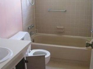 3590 NW 113th Ter, Sunrise, FL 33323