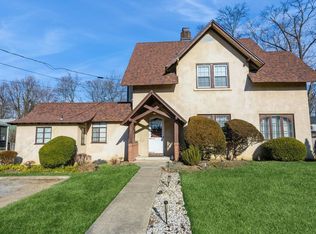 254 Lena Ave, Freeport, NY 11520