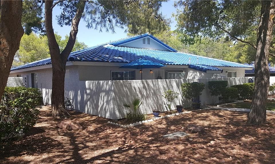 1st image of 2117 Willowbury Dr Unit C