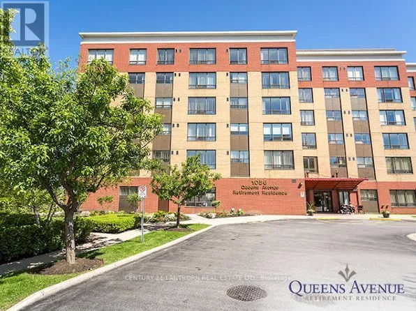 1056 Queens Ave #415, Oakville, ON L6H 6R3