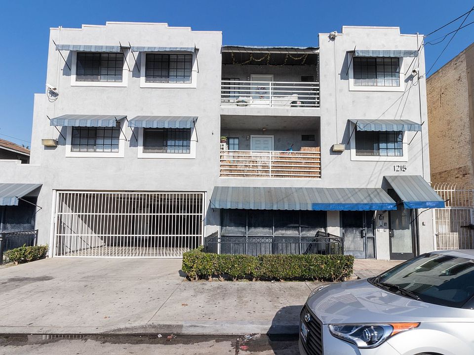 1st image of 1215 E 4th St #303