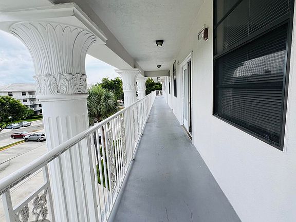 4th image of 3635 Whitehall Drive #404