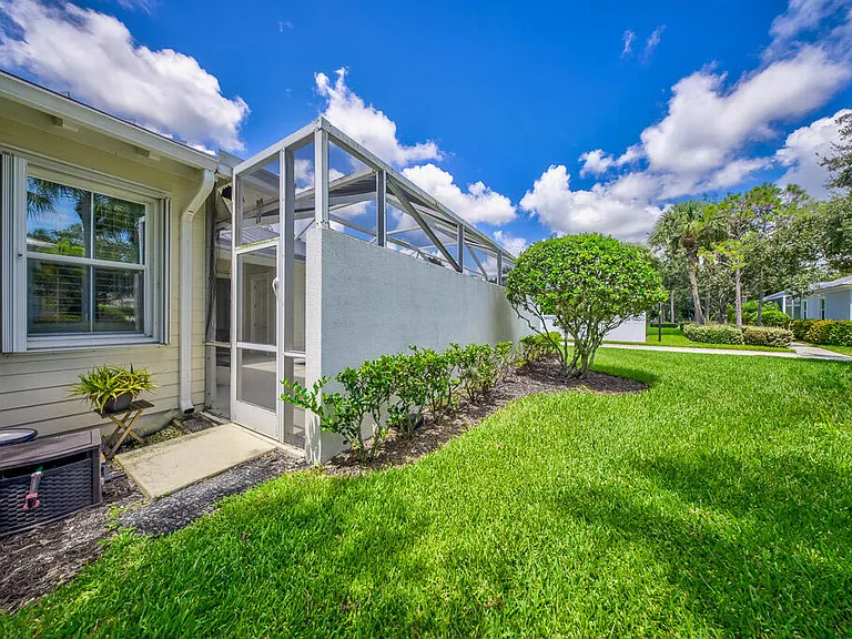 3346 Josephine St — Photo 35