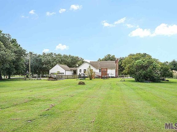 5th image of 22295 Talbot Dr