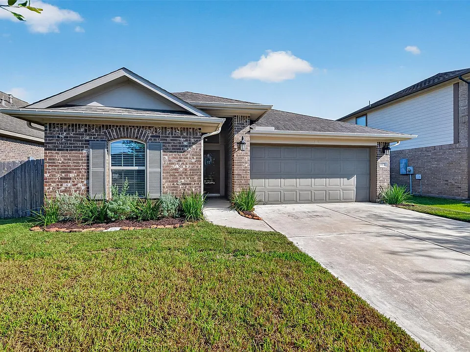 4822 La Piedra Ln