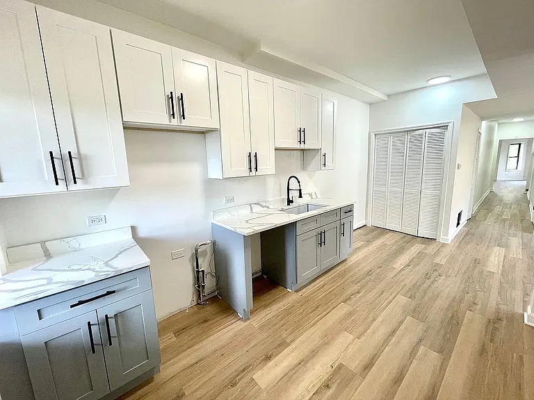 5623 S Prairie Ave #3S — Photo 12