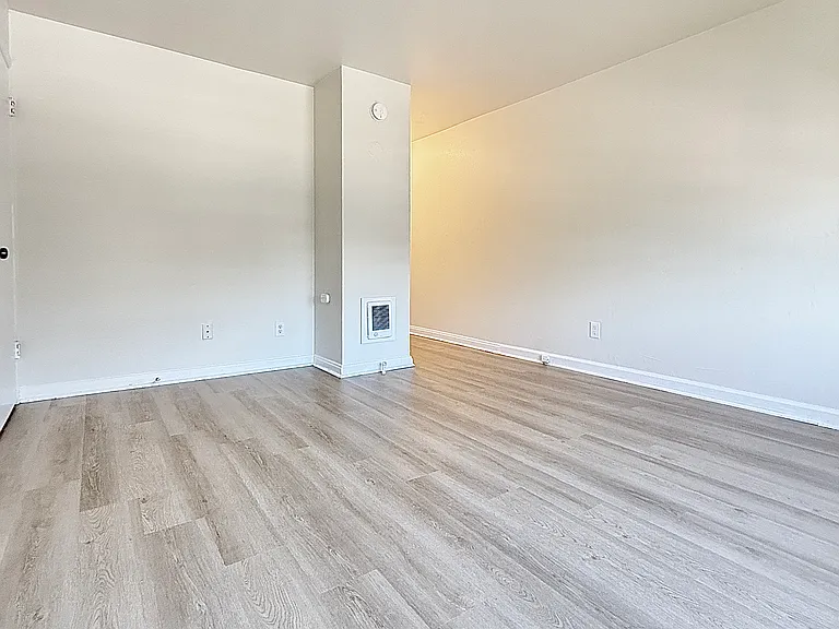 2110 N 30th St #2 — Photo 3