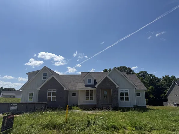 8680 Middle Lick Creek Rd, Lyles, TN 37098