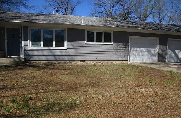 1st image of 2415 Linda Jean Dr