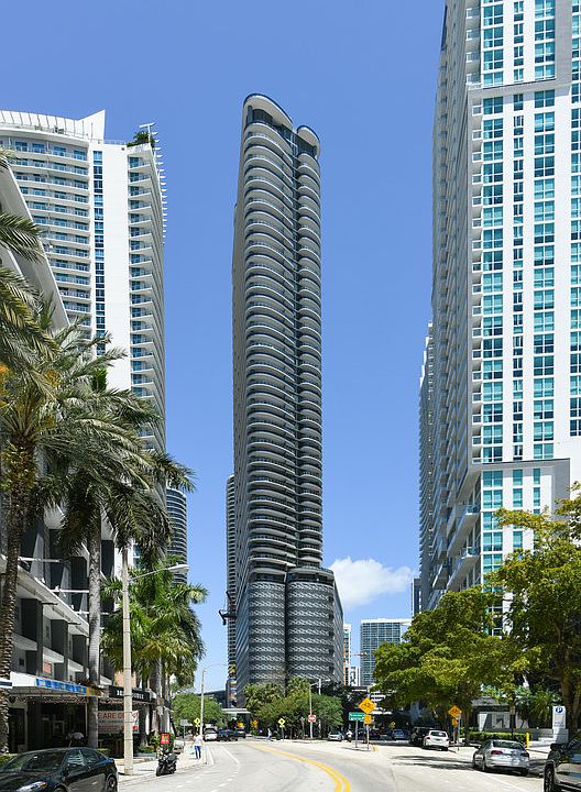 1st image of 1000 Brickell Plz Unit 404