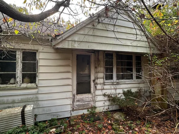 32 Cook St, Hunlock Creek, PA 18621