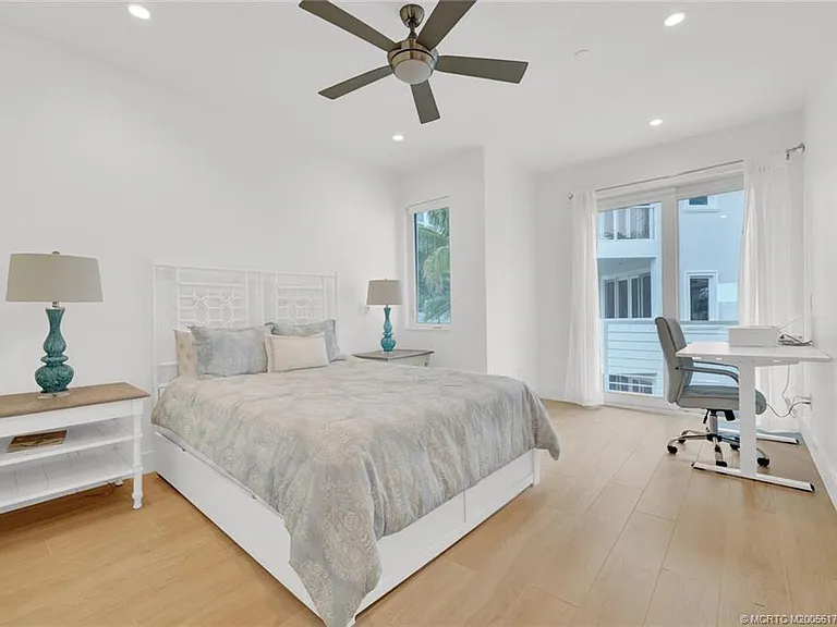 104 Water Club Ct N #18 — Photo 30