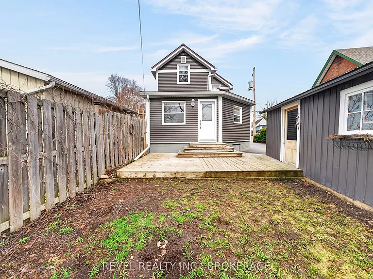 38 Bennett St — Photo 27