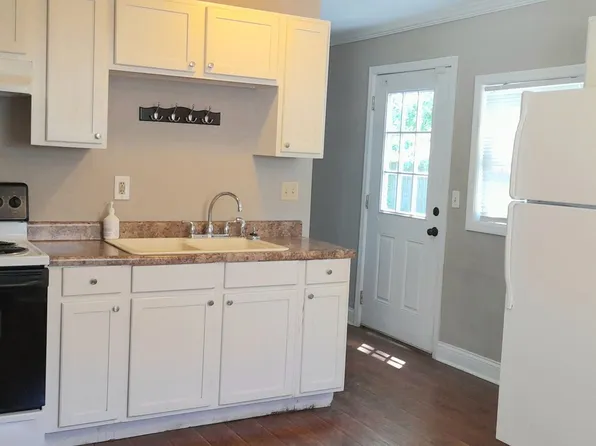 4906 Golfview Dr, Chattanooga, TN 37411
