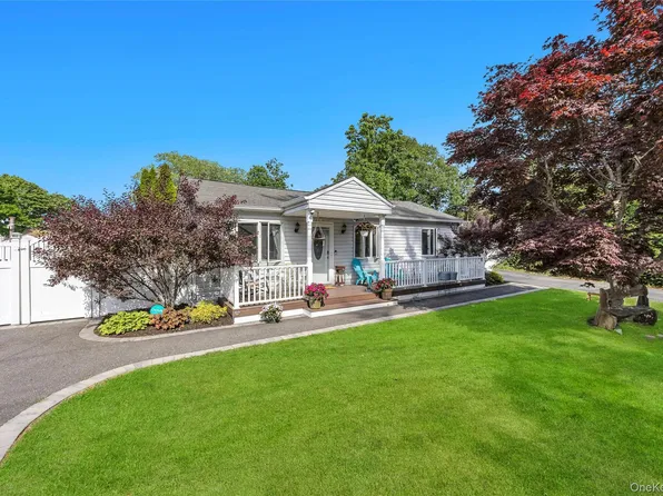 115 Dahlia Drive, Mastic Beach, NY 11951