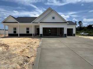 229 Seaford Ln, Aberdeen, NC 28315
