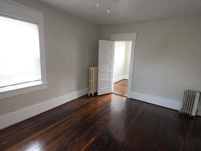 420 Riverland Rd SE #B — Photo 11