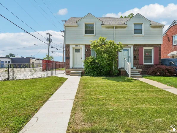 1886 15th St, Wyandotte, MI 48192