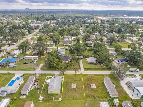 344 Sacramento St, North Fort Myers, FL 33903