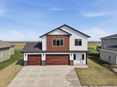 8446 61st St S, Horace, ND, 58047