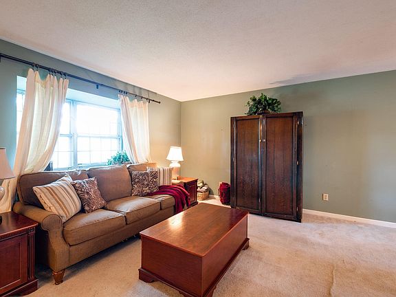 5th image of 7853 Huntington Forest Dr