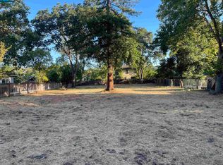 96 Cottage Ln, Walnut Creek, CA 94595