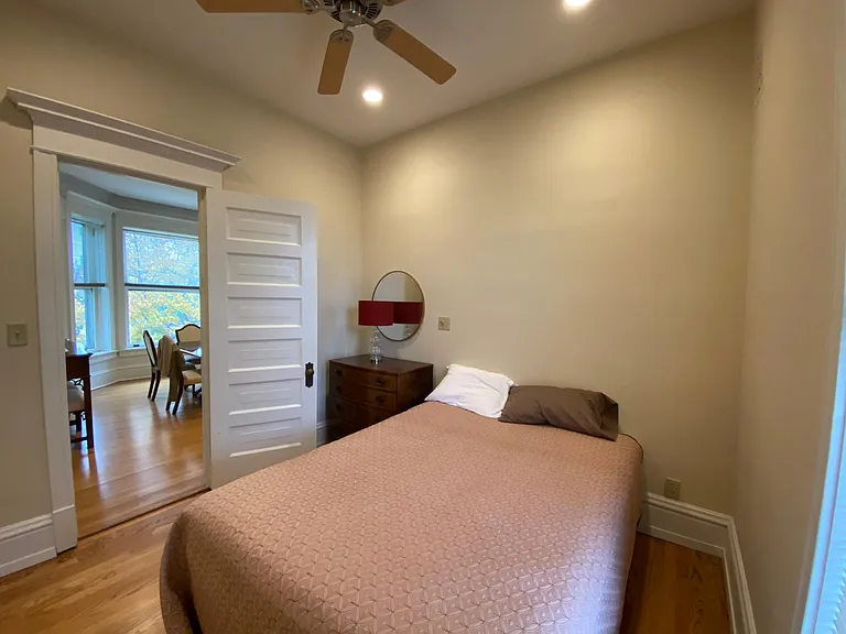 1059 W Oakdale Ave #3 — Photo 14