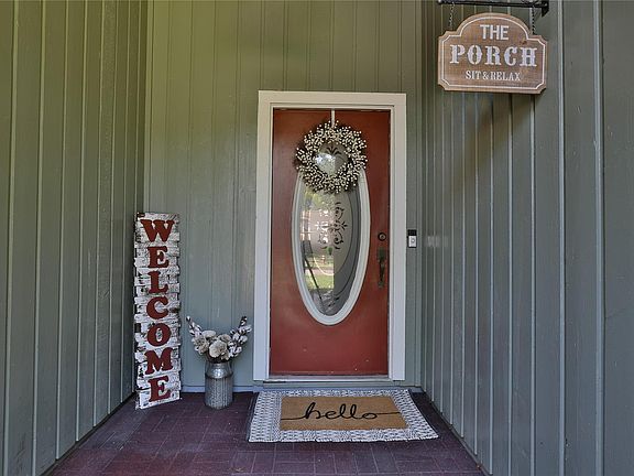 3rd image of 1602 Waterford Dr