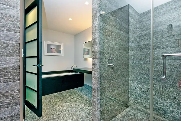 Rented by DYNY Inc | media 17