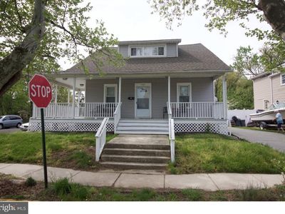 400 W 3rd Ave, Runnemede, NJ, 08078