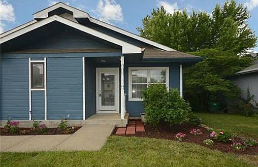 5th image of 1846 Gates Dr W