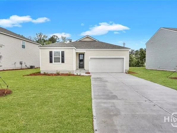 201 Coby Ln, Richmond Hill, GA 31324