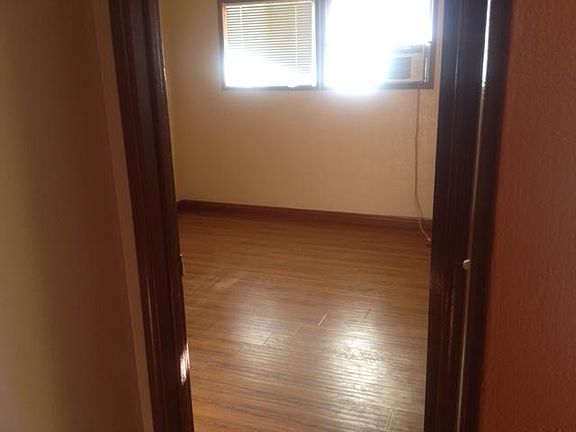 2nd image of 534 N Garfield Ave