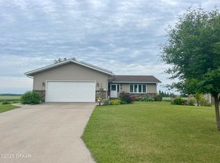 515 Thompson Ave, Fisher, MN 56723