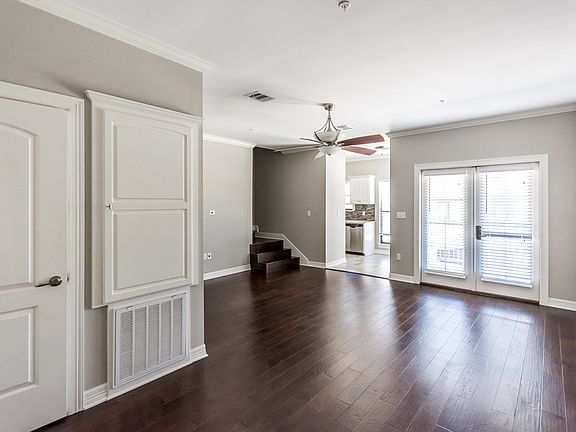 5th image of 3100 Fairfield Ave #S3-a