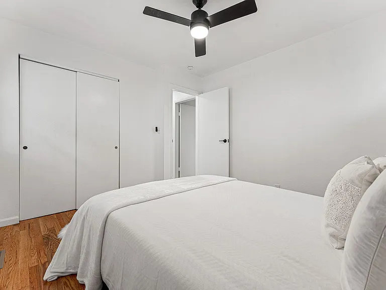 1226 Jay St — Photo 15