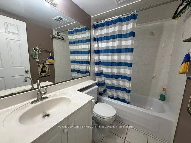 23 Lorraine Dr #1809 — Photo 3