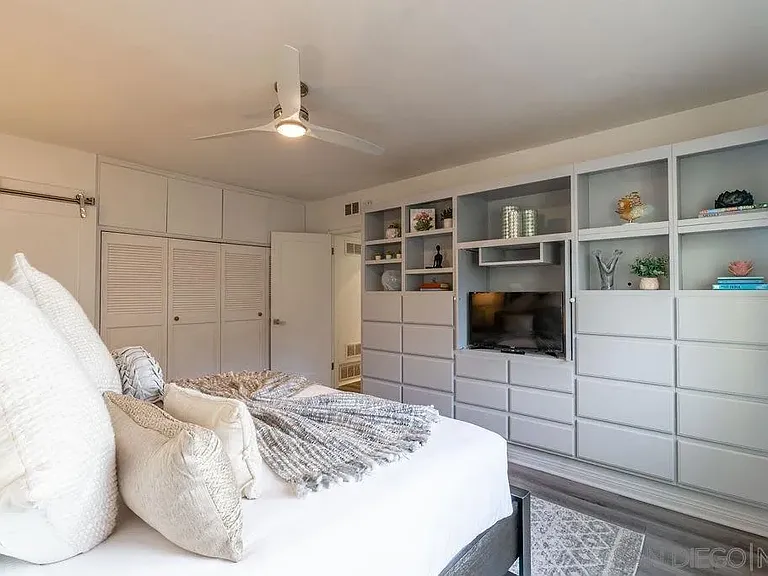 6529 Neptune Pl — Photo 21