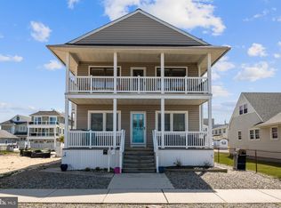 1719 Bay Ave, Ocean City, NJ 08226