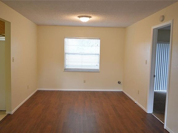 5th image of 420 Eagle Cir